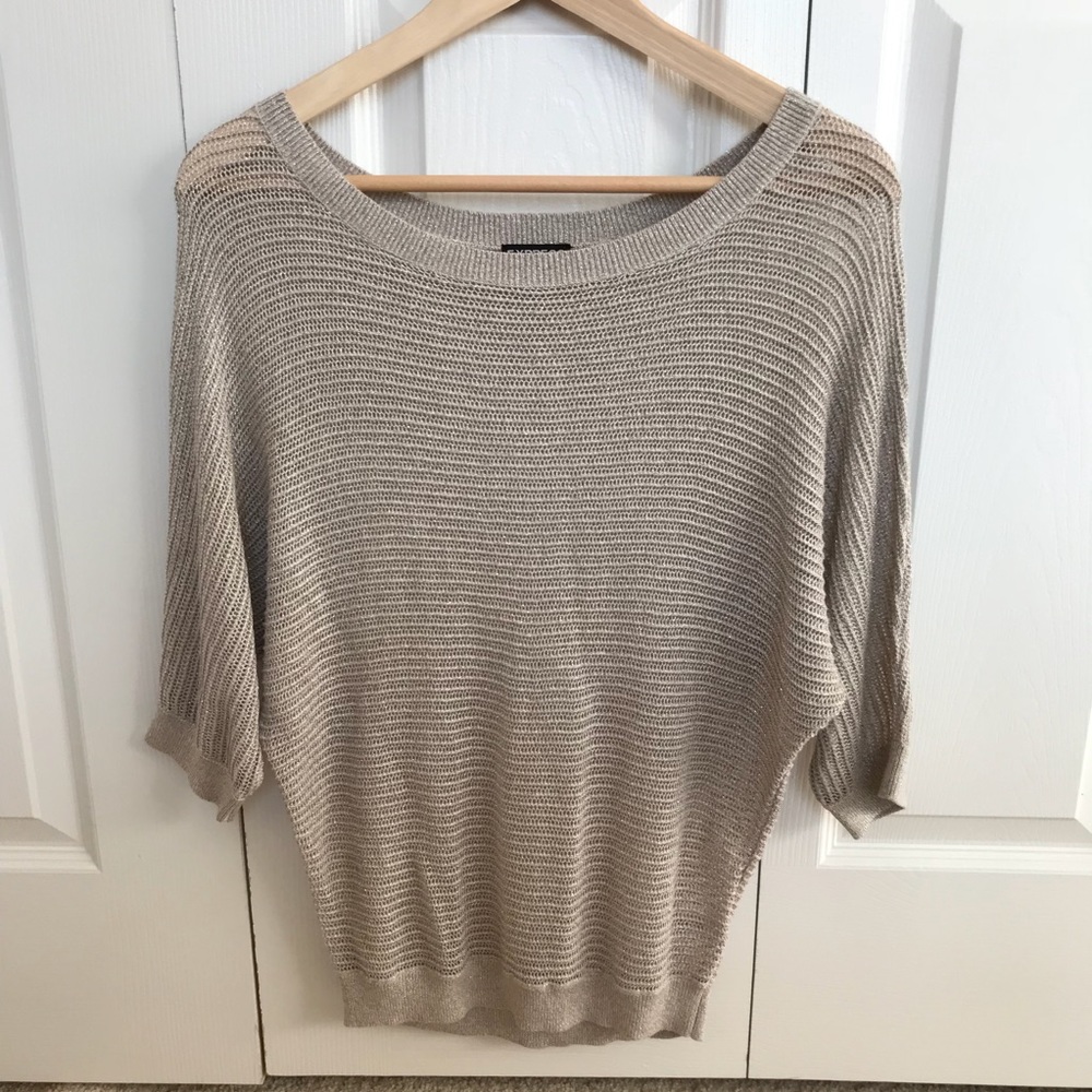 Express Loose Top